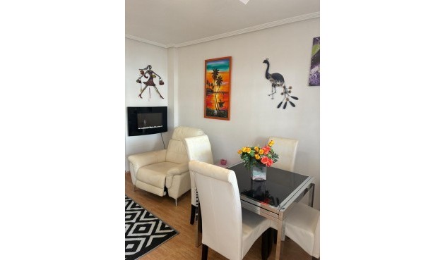 Brukt - Bungalow -
Orihuela Costa - Los Almendros-la Florida