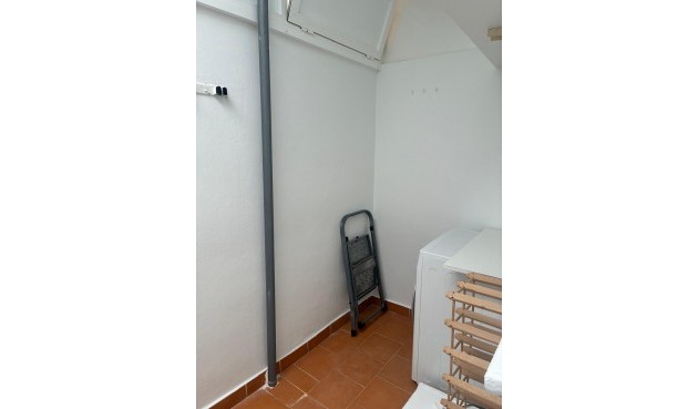 Brukt - Bungalow -
Orihuela Costa - Los Almendros-la Florida