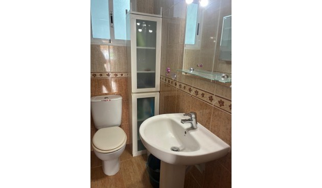 Brukt - Bungalow -
Orihuela Costa - Los Almendros-la Florida