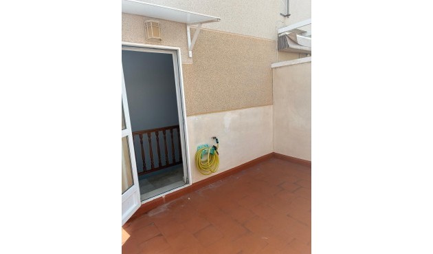 Brukt - Bungalow -
Orihuela Costa - Los Almendros-la Florida