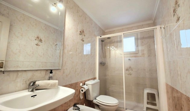 Brukt - Apartment -
Torrevieja - Estacion De Autobuses