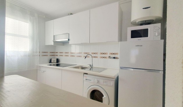 Brukt - Toppleilighet -
Torrevieja - Estacion De Autobuses