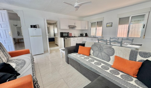 Brukt - Villa -
Dolores - Comunidad Valenciana