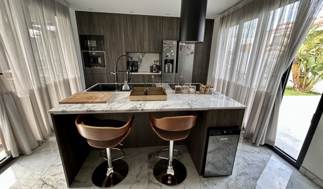 Brukt - Villa -
Los Balcones - Costa Blanca