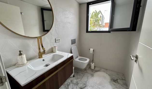 Brukt - Villa -
Los Balcones - Costa Blanca