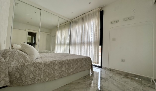 Brukt - Villa -
Los Balcones - Costa Blanca