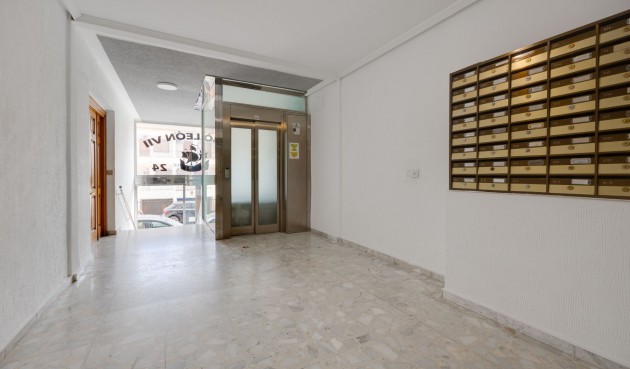 Brukt - Apartment -
Torrevieja - Costa Blanca