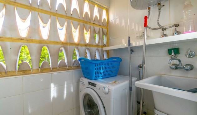 Brukt - Tosidig -
Orihuela Costa - Playa Flamenca