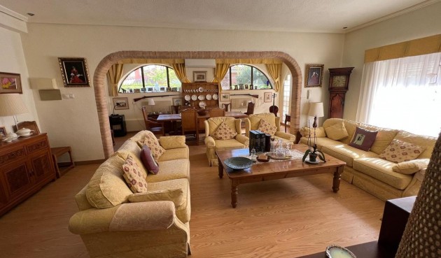 Brukt - Villa -
Cabo Roig - Costa Blanca