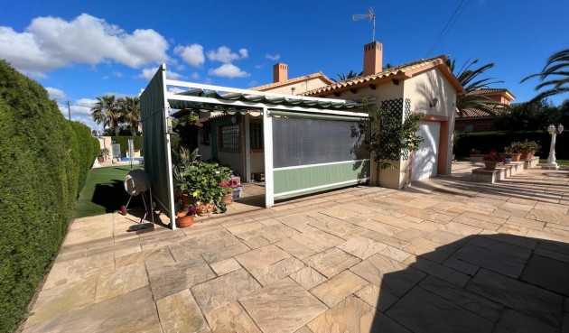 Brukt - Villa -
Cabo Roig - Costa Blanca