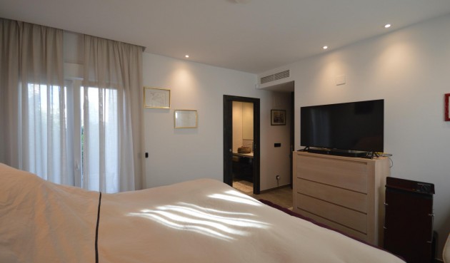 Brukt - Villa -
Algorfa - Club De Golf La Finca