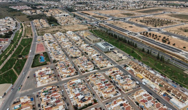 Brukt - Bungalow -
Torrevieja - El Limonar