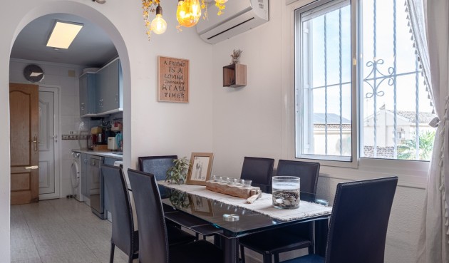 Brukt - Villa -
Santa Pola - Costa Blanca