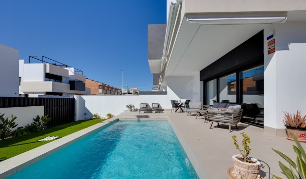 Brukt - Bungalow -
Pilar de la Horadada - Costa Blanca