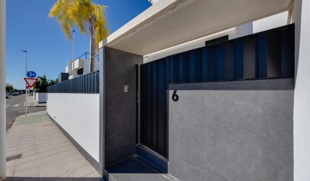 Brukt - Bungalow -
Pilar de la Horadada - Costa Blanca