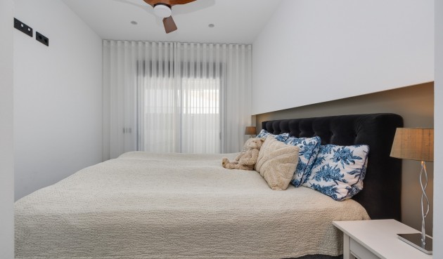 Brukt - Bungalow -
Pilar de la Horadada - Costa Blanca