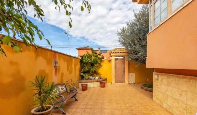 Brukt - Villa -
Torrevieja - aguas nuevas