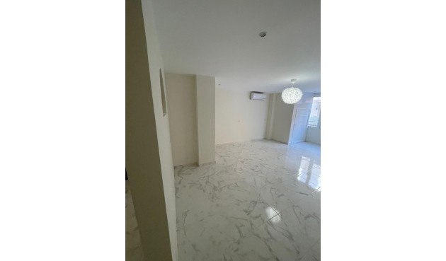 Reventa - Apartment -
Torrevieja - Costa Blanca