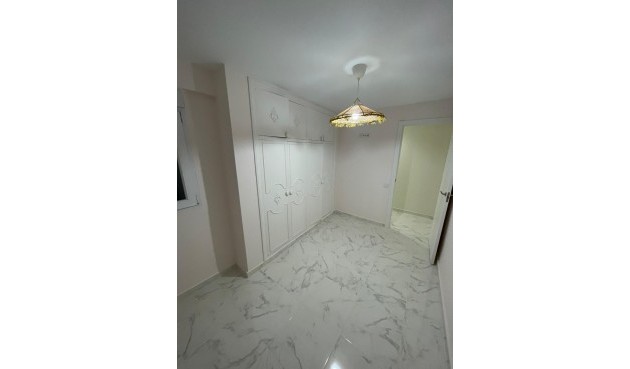 Reventa - Apartment -
Torrevieja - Costa Blanca