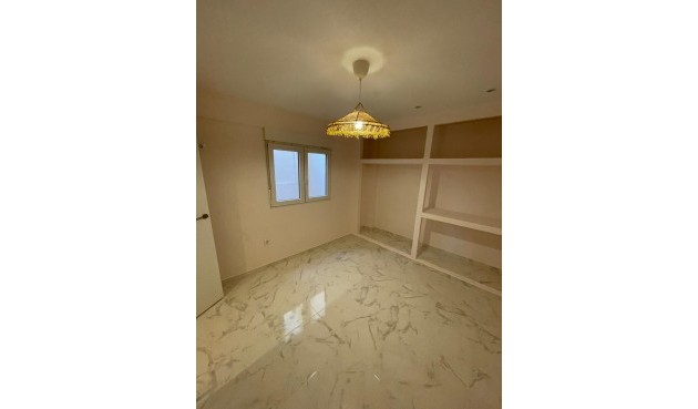 Reventa - Apartment -
Torrevieja - Costa Blanca