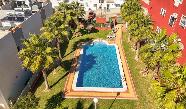 Brukt - Bungalow -
Los Altos - Costa Blanca
