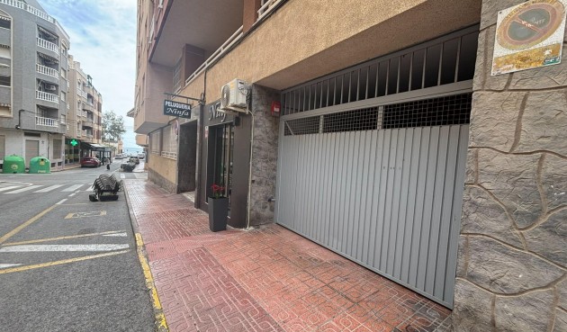 Brukt - Apartment -
Torrevieja - Playa de los Locos