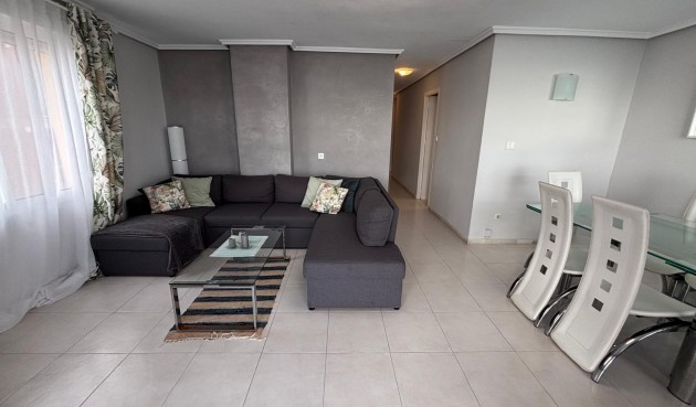 Brukt - Apartment -
Torrevieja - Playa De Los Naufragos