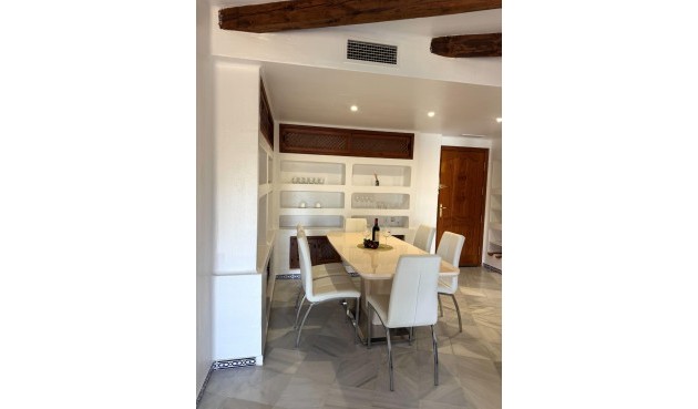 Brukt - Toppleilighet -
Torrevieja - Los Frutales