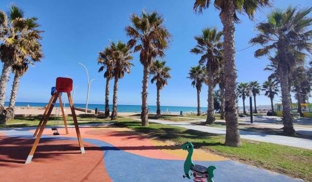 Brukt - Apartment -
Torrevieja - La Mata