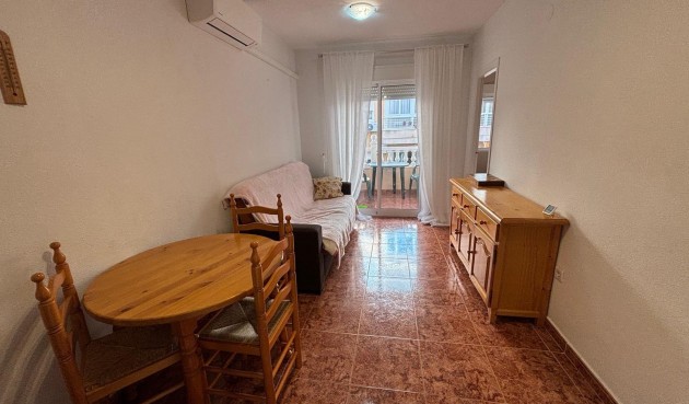 Brukt - Apartment -
Torrevieja - Playa del Cura