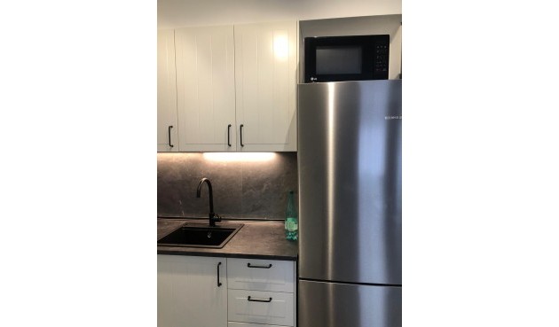 Återförsäljning - Apartment -
Torrevieja