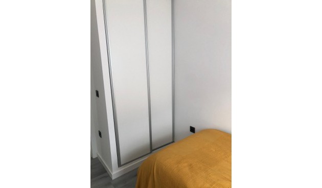 Återförsäljning - Apartment -
Torrevieja