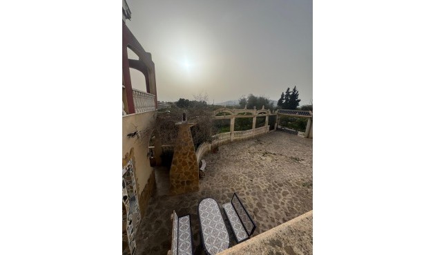 Brukt - Villa -
Orihuela - La Campaneta