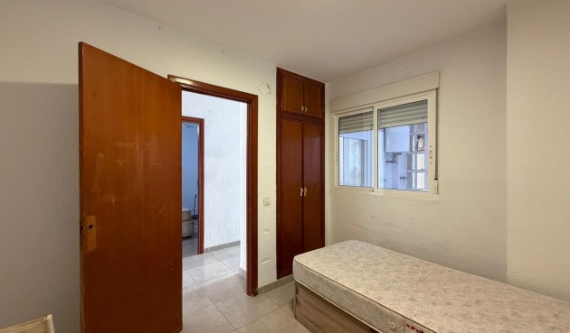 Brukt - Apartment -
Torrevieja - Playa de los Locos