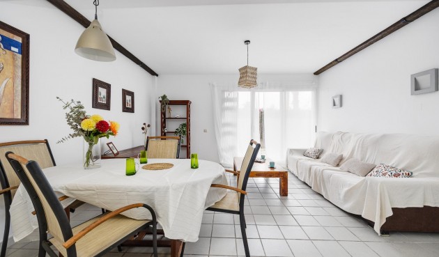 Återförsäljning - Apartment -
Orihuela Costa