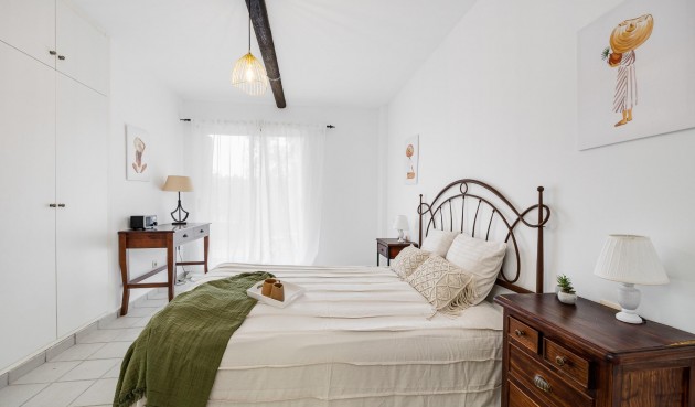 Återförsäljning - Apartment -
Orihuela Costa