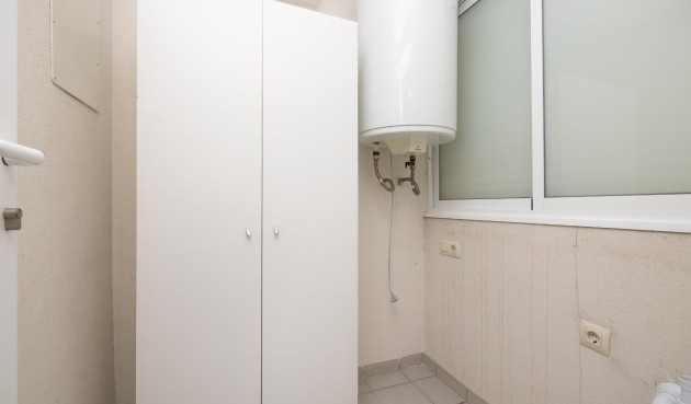 Återförsäljning - Apartment -
Orihuela Costa