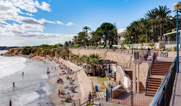 Återförsäljning - Apartment -
Orihuela Costa