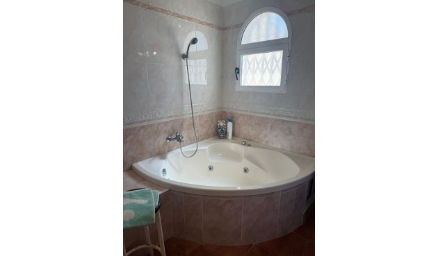 Brukt - Villa -
Playa Flamenca - Costa Blanca