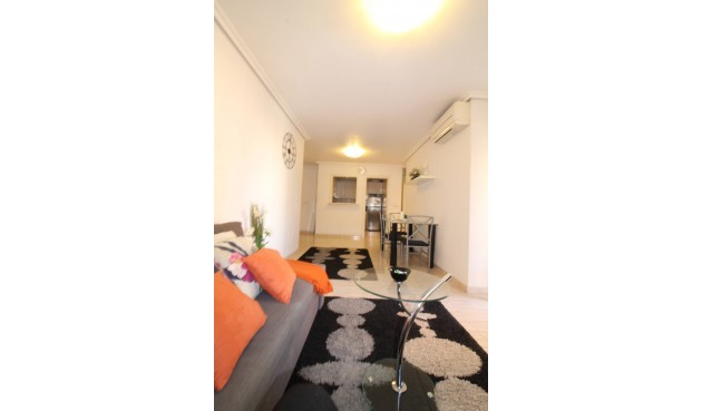 Brukt - Apartment -
Torrevieja - Centro