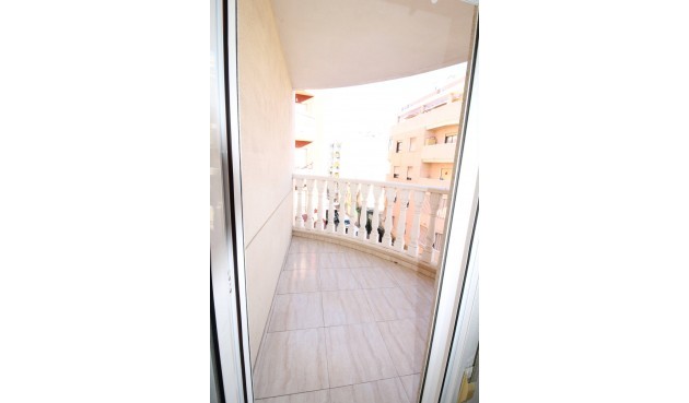 Brukt - Apartment -
Torrevieja - Centro