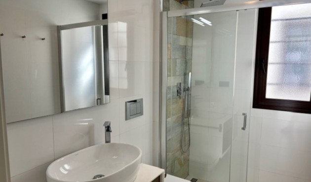 Brukt - Villa -
Cabo Roig - Costa Blanca