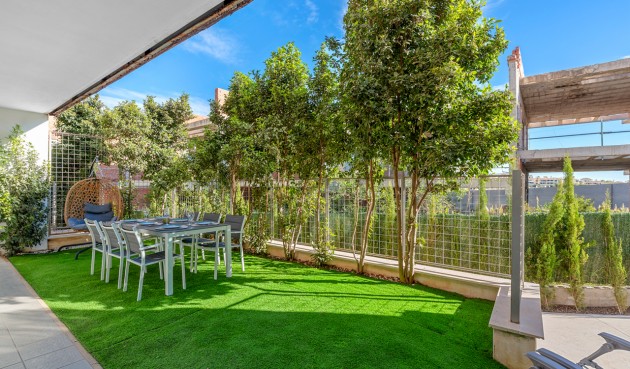 Brukt - Apartment -
Campoamor - Costa Blanca