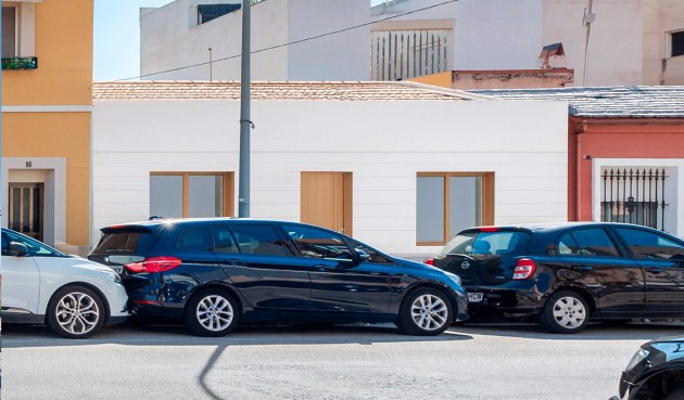 Brukt - Town House -
Alicante - San Agustin