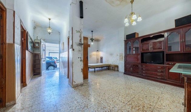Brukt - Town House -
Alicante - San Agustin