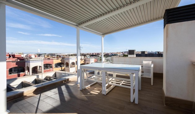 Brukt - Villa -
Orihuela Costa - Costa Blanca