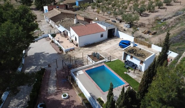 Brukt - Town House -
Yecla - Inland