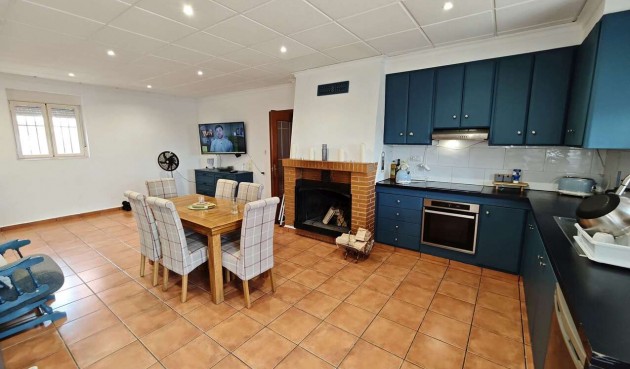 Brukt - Town House -
Yecla - Inland