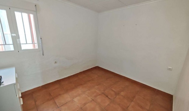 Brukt - Town House -
Yecla - Inland