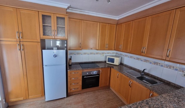 Brukt - Semi Detached -
Guardamar del Segura - Urbanizaciones